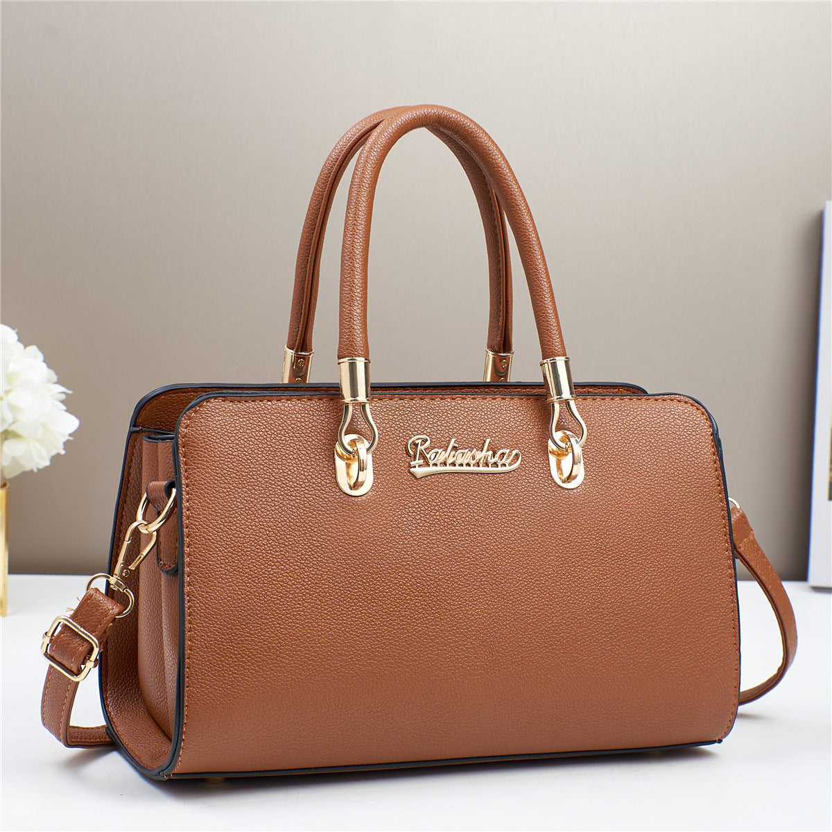 Manufacturer: Foreign Trade Women's Atmospheric Ladies Crossbody Bag Fashion Handbag New Versatile Mom Bag Summer One Shoulder 2024