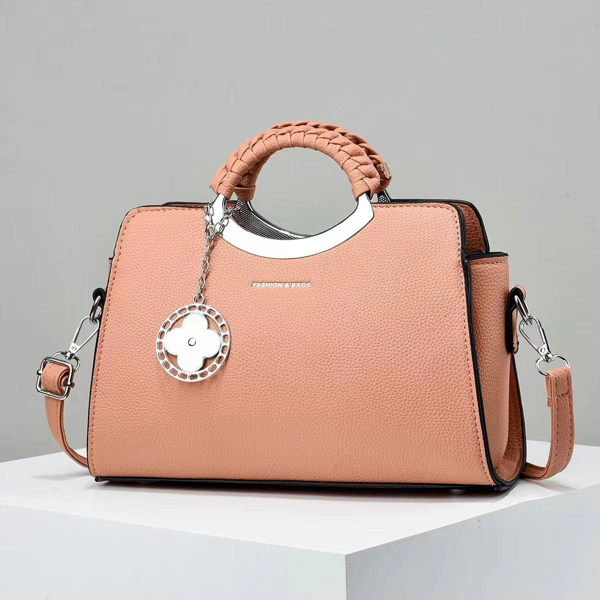 [Yaxi Luggage] 2023 Winter New Shoulder Bag Women's European and American Fashion Flower Hand-held Crossbody Women's Bag